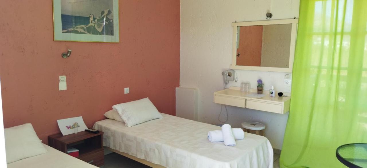 Cleo Rooms 250M From The Beach Mália Exterior foto