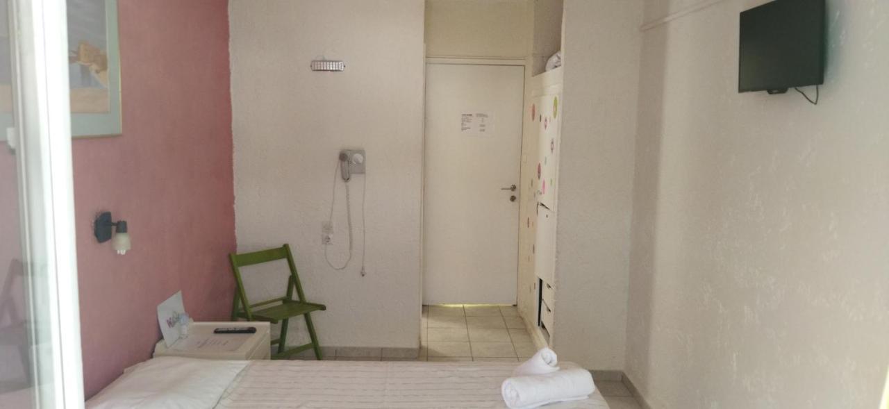 Cleo Rooms 250M From The Beach Mália Exterior foto