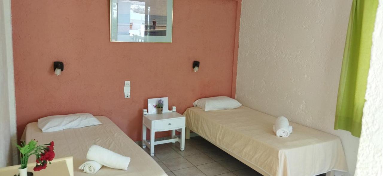 Cleo Rooms 250M From The Beach Mália Exterior foto